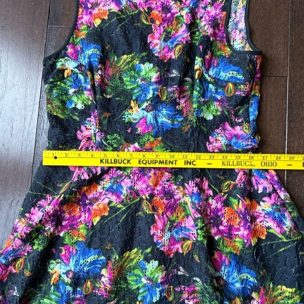 Betsey Johnson sleeveless dress size 14 colorful floral print lace overlay whims - Picture 11 of 12